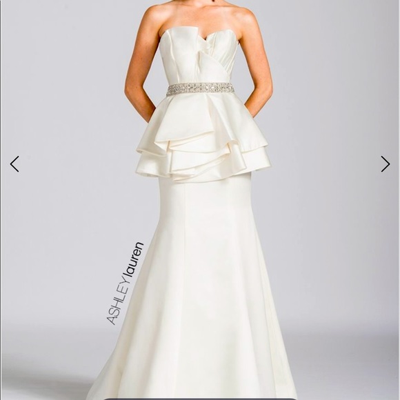 Dresses & Skirts - Ashley Lauren size 2 White gown